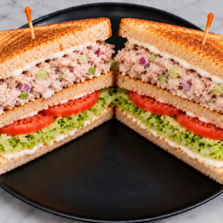 Tuna Club Sandwich